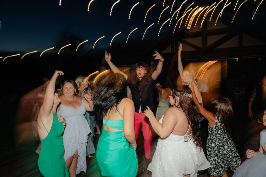 In the heart of Southern Utah, Riley and Nate tied the knot in an elegant and editorial wedding celebration. With all the attention to detail, this classic wedding came to life. This summer wedding was a celebration of love, style, and unforgettable moments that culminated in an epic dance party.