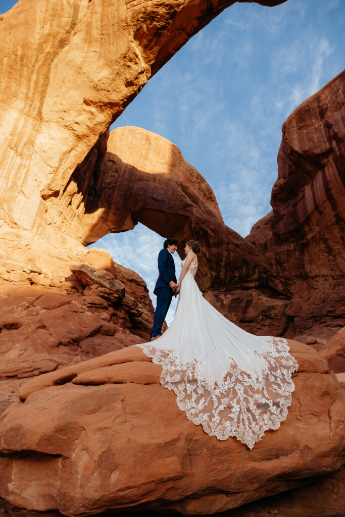 Archway Inn, Moab Utah Wedding. Moab Wedding, Arches National Park Wedding, Arches Elopement, Moab wedding Photographer