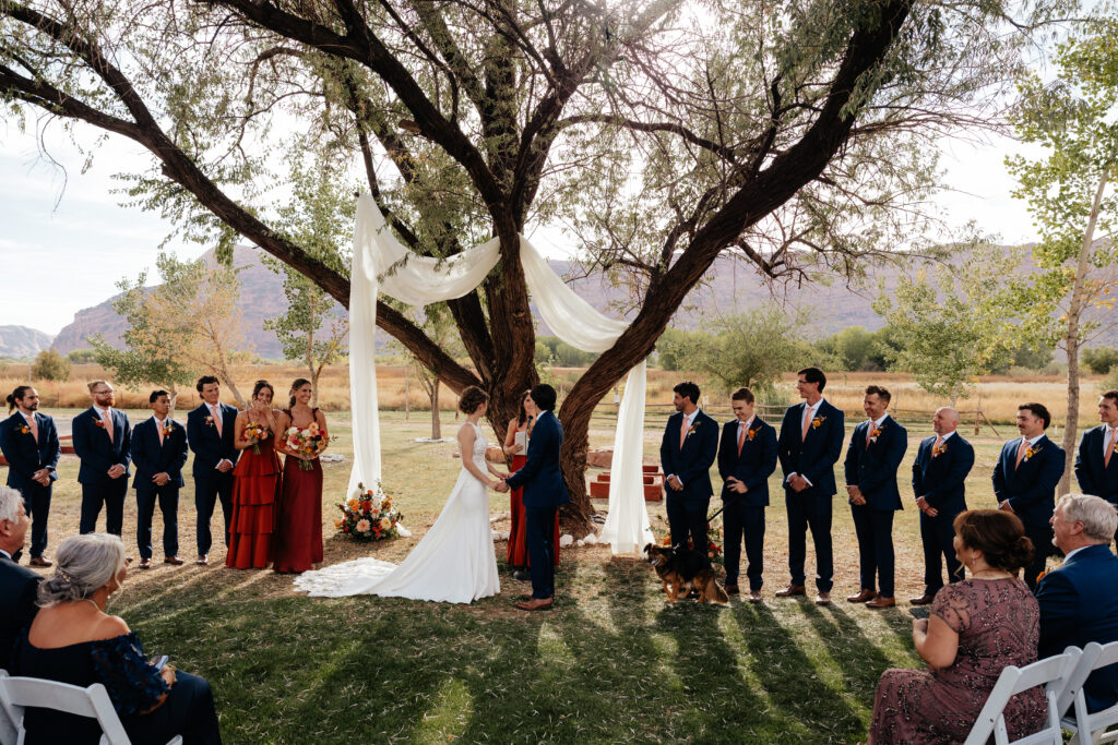 Archway Inn, Moab Utah Wedding. Moab Wedding, Arches National Park Wedding, Arches Elopement, Moab wedding Photographer