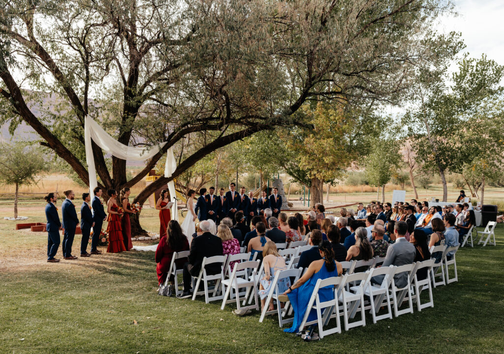 Archway Inn, Moab Utah Wedding. Moab Wedding, Arches National Park Wedding, Arches Elopement, Moab wedding Photographer