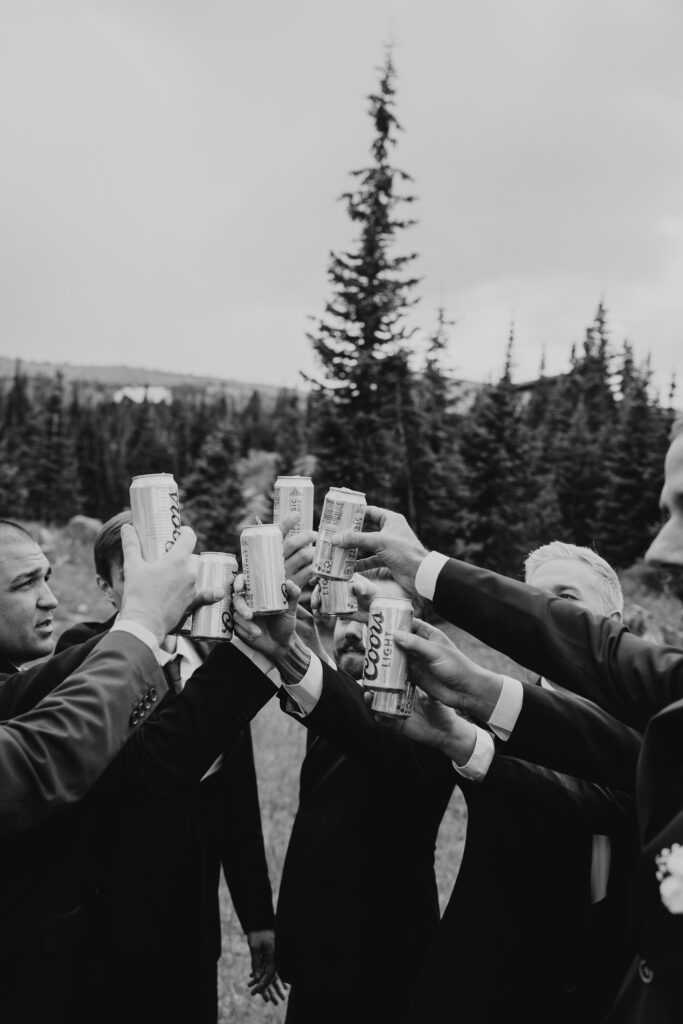 Brian Head Wedding, Brian Head cabin wedding, Utah cabin Wedding, Cabin wedding photographer 