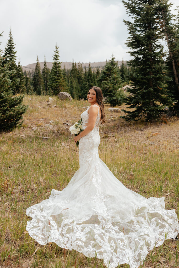 Brian Head Wedding, Brian Head cabin wedding, Utah cabin Wedding, Cabin wedding photographer 