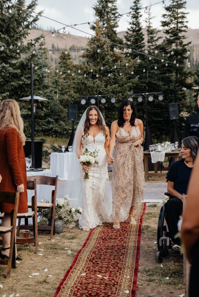 Brian Head Wedding, Brian Head cabin wedding, Utah cabin Wedding, Cabin wedding photographer 