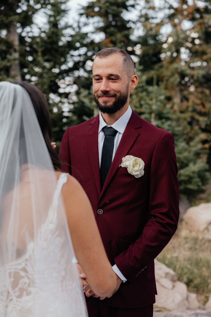 Brian Head Wedding, Brian Head cabin wedding, Utah cabin Wedding, Cabin wedding photographer 