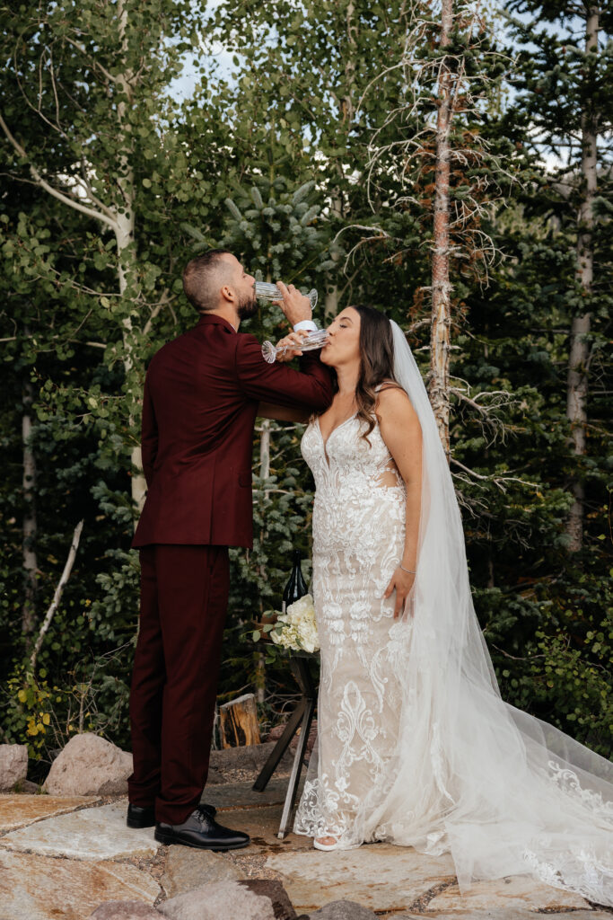 Brian Head Wedding, Brian Head cabin wedding, Utah cabin Wedding, Cabin wedding photographer 