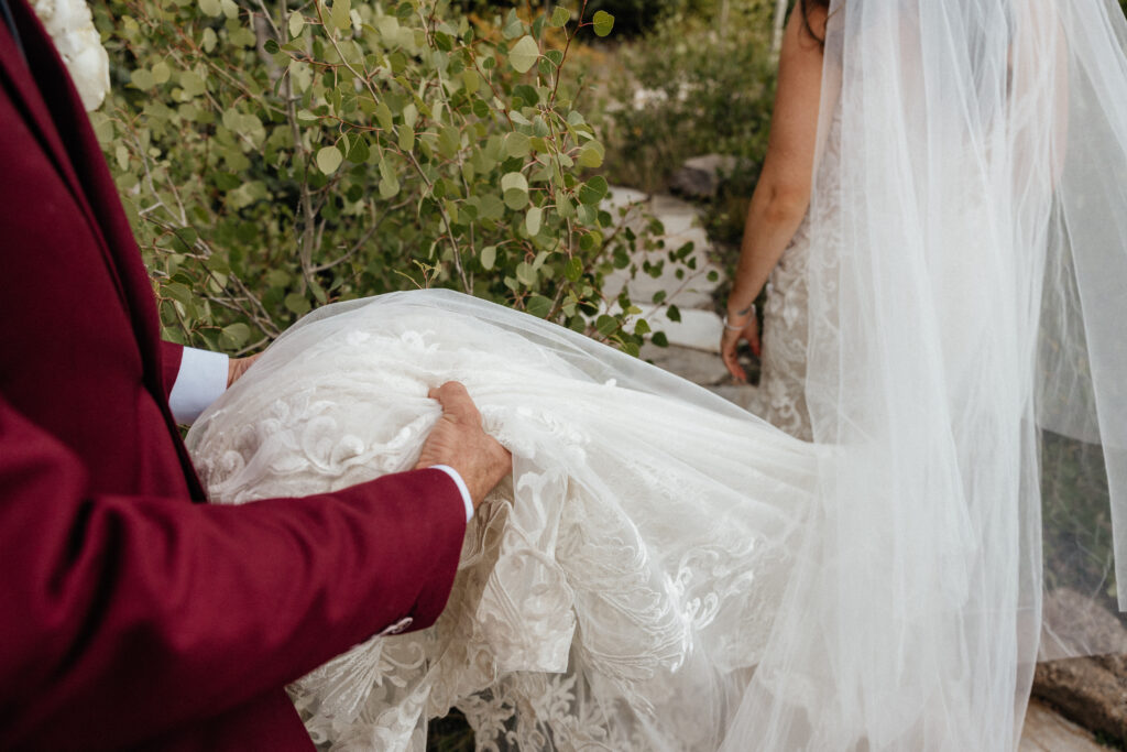 Brian Head Wedding, Brian Head cabin wedding, Utah cabin Wedding, Cabin wedding photographer 