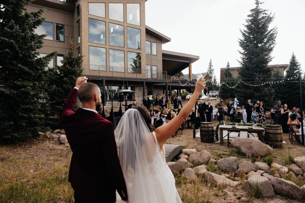 Brian Head Wedding, Brian Head cabin wedding, Utah cabin Wedding, Cabin wedding photographer 