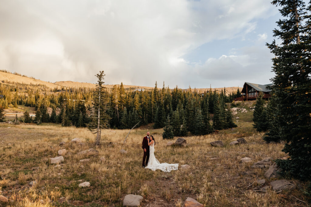 Brian Head Wedding, Brian Head cabin wedding, Utah cabin Wedding, Cabin wedding photographer 