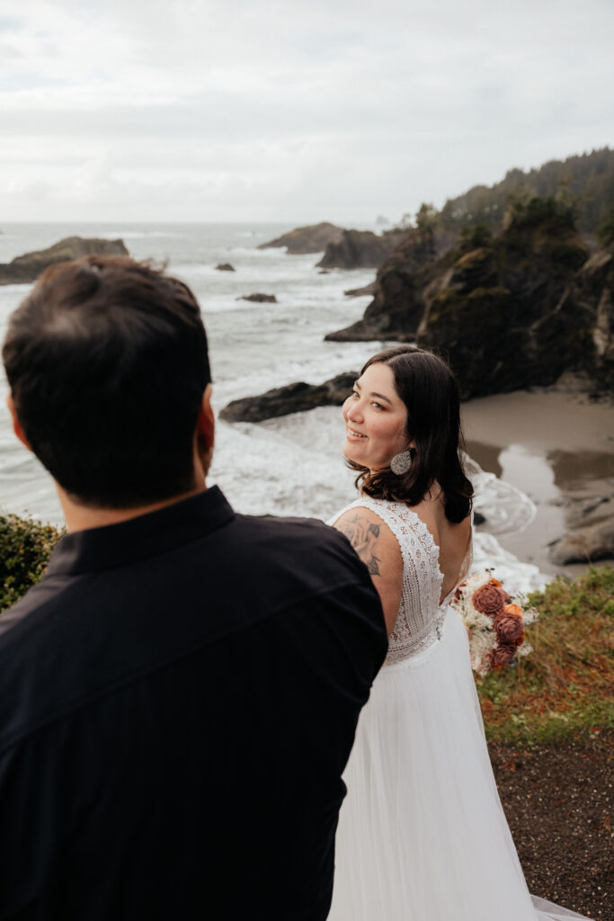 brooking elopement, oregon coast elopement, natural bridges elopement, secret beach elopement, Oregon Elopement photographer