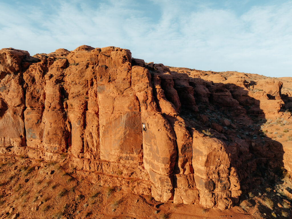 St. George Rappelling bridal session, red rock bridal session, St George bridal session, adventure bridals, red rock wedding photos, unique wedding photos Southern Utah 